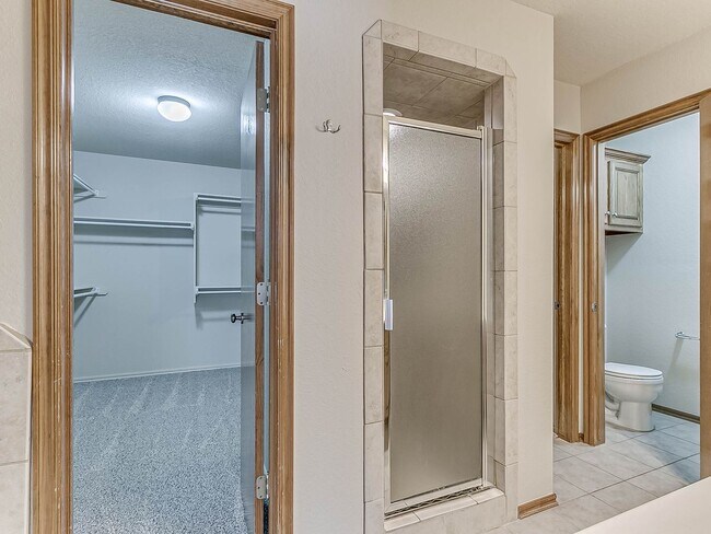 Building Photo - 4 Bed | 2 Bath | 2 Car Garage - Edmond Schools - North Hampton Addition