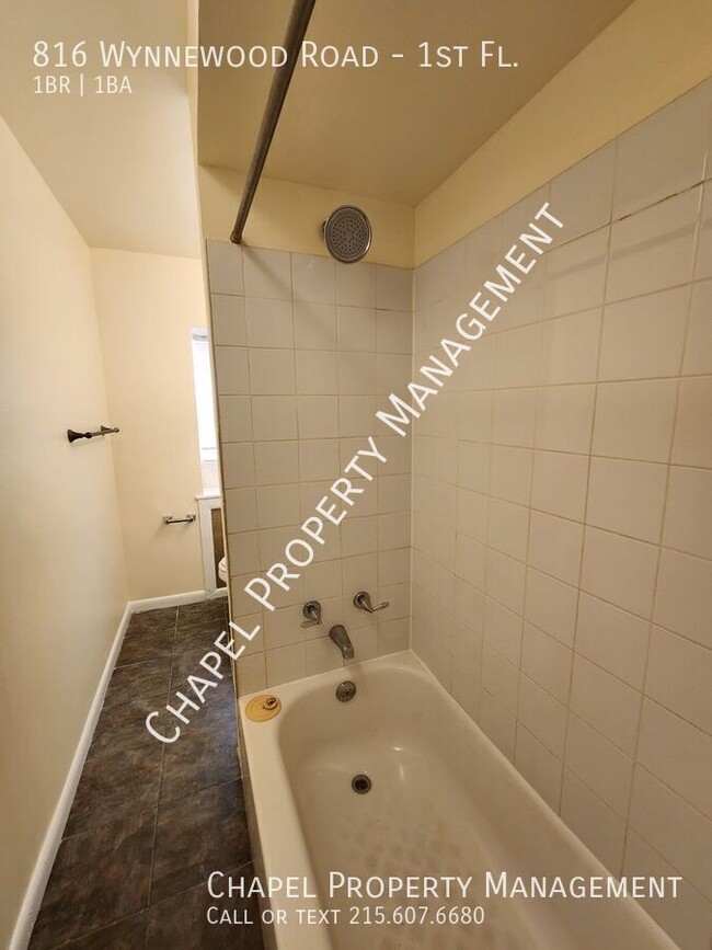 Building Photo - 1 Bedroom Apartment in Overbrook