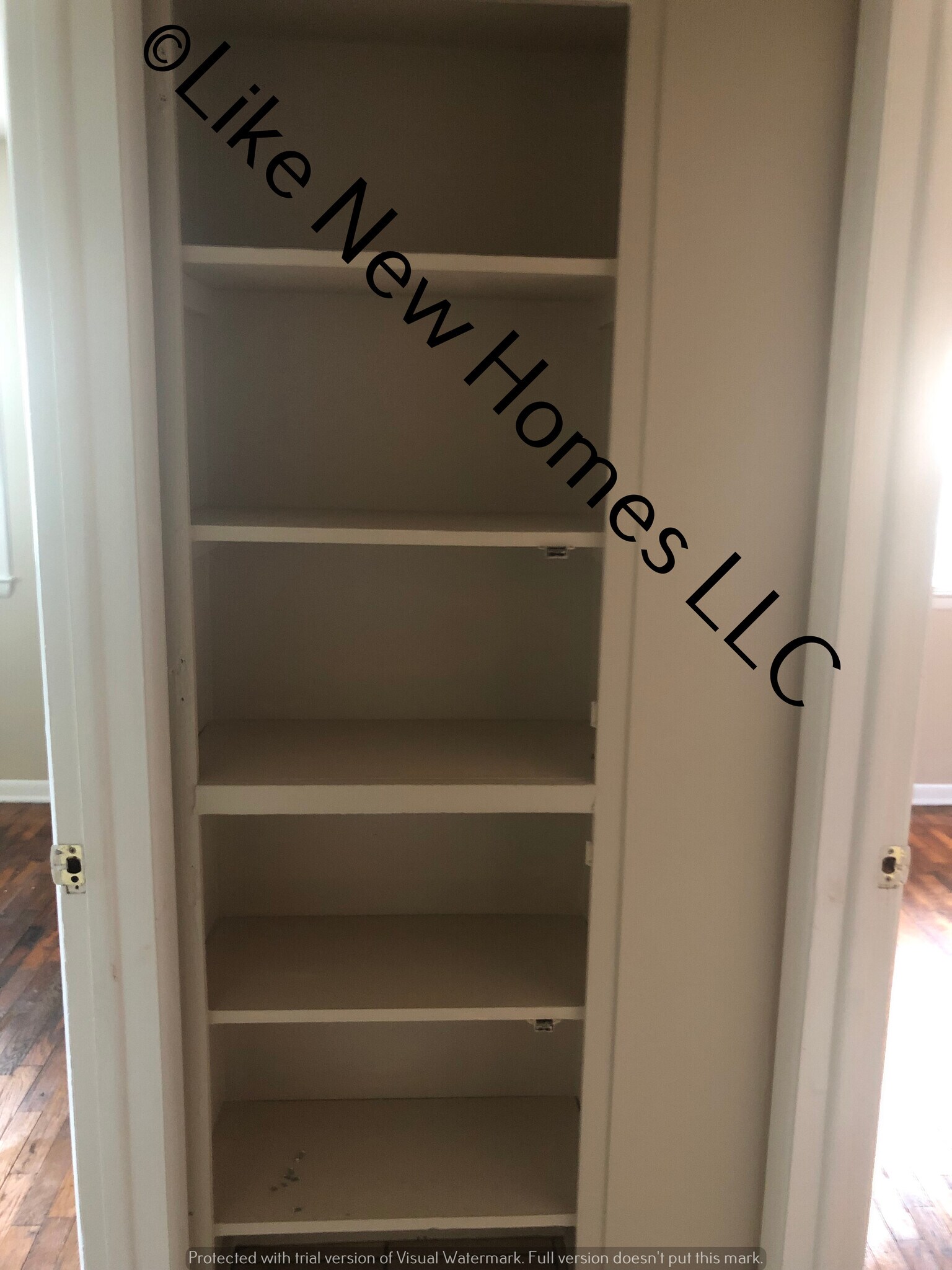 Building Photo - 3702 Ivanhoe Ave