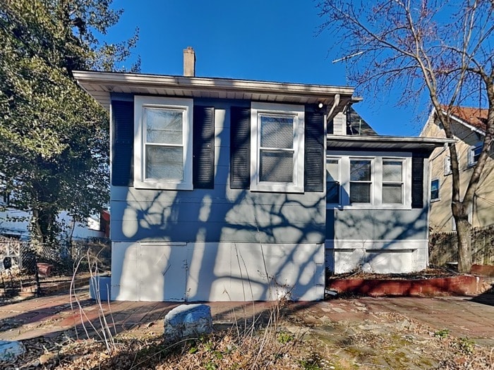 Building Photo - 3029 E Northern Pkwy