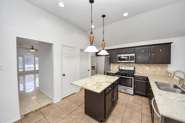 Building Photo - 21019 Stoney Haven Dr