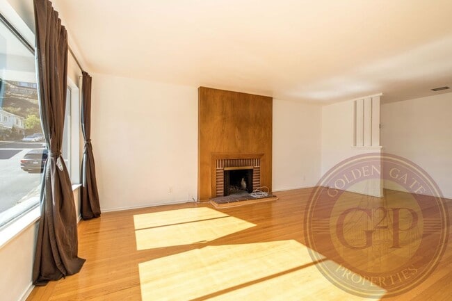 Building Photo - Forest Knolls - 3 BR, 2 BA House 1,275 Sq. Ft. - 3D Virtual Tour, 2-Car Garage, Ample Storage