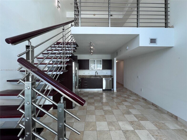 Building Photo - 41 SE 5th St