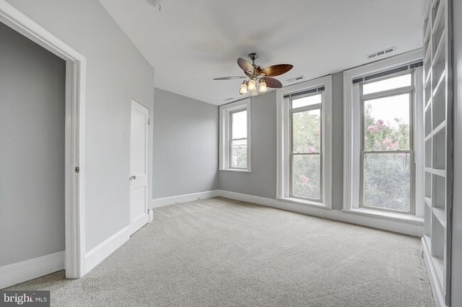 Building Photo - 1005 S Street NW Unit 1