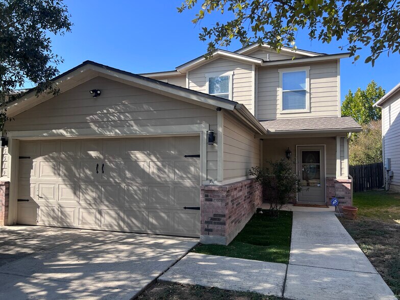 Primary Photo - 5519 Spring Walk