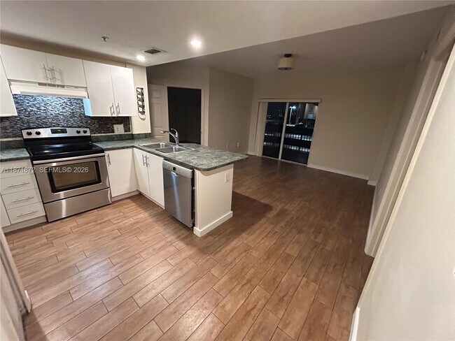 Building Photo - 3410 Coral Wy