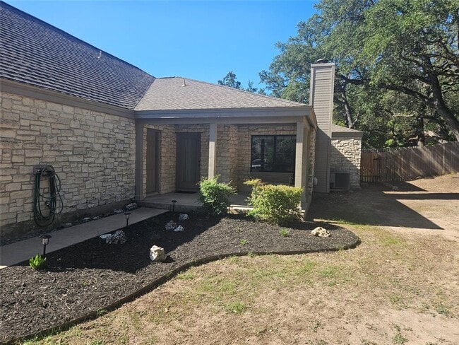 Building Photo - 349 Fantail Loop