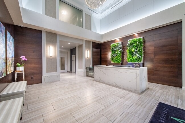 Building Photo - 415 Church St