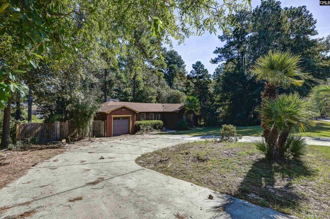 Building Photo - 1405 Parkdale Dr