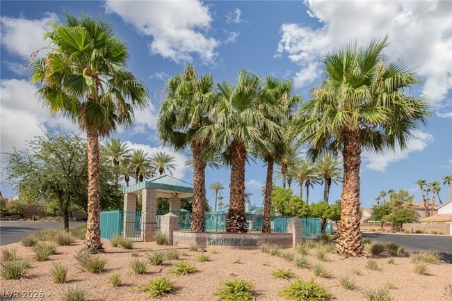 Building Photo - 2137 Polynesia Cir