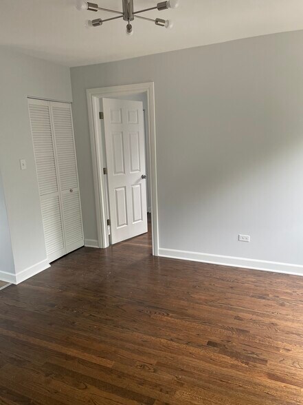 Building Photo - 4415 S Keeler Ave