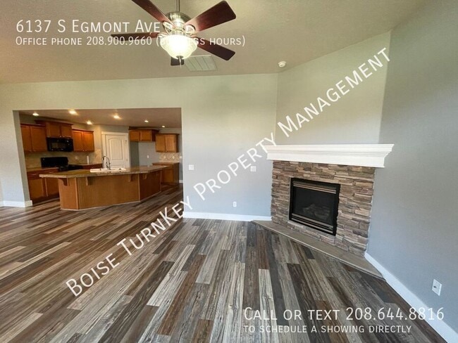 Building Photo - 6137 S Egmont Ave