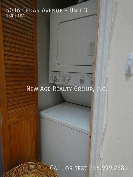 Building Photo - 5036 Cedar Ave