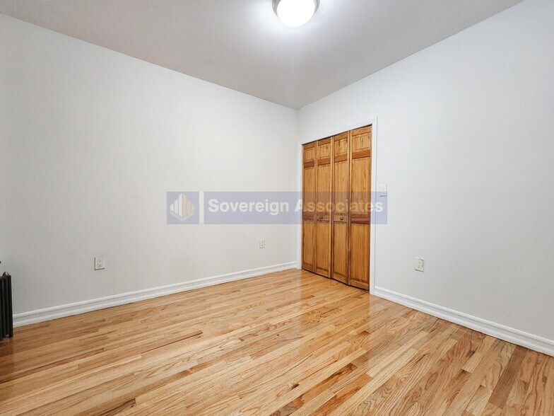 Building Photo - 112 Haven Ave
