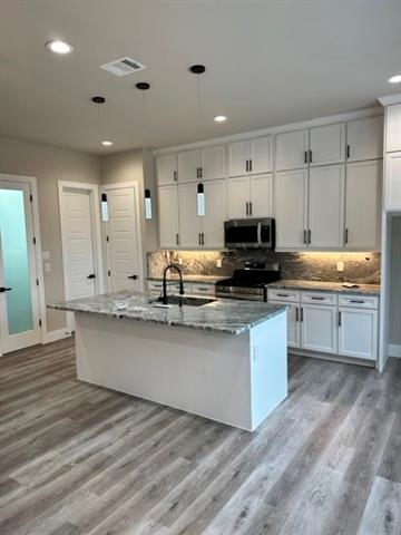 Building Photo - 2408 Peabody Ave