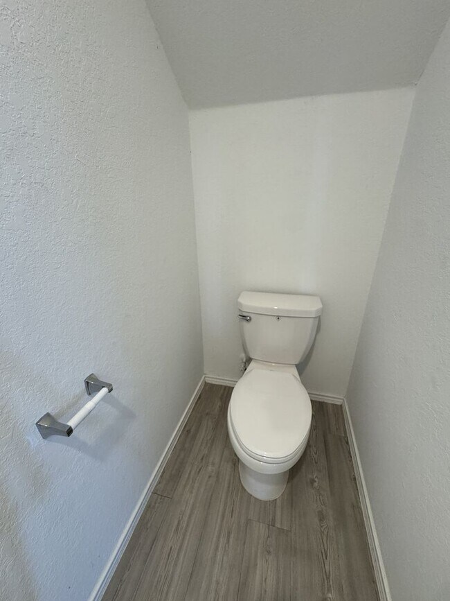 Building Photo - 14803 Brandy Bnd