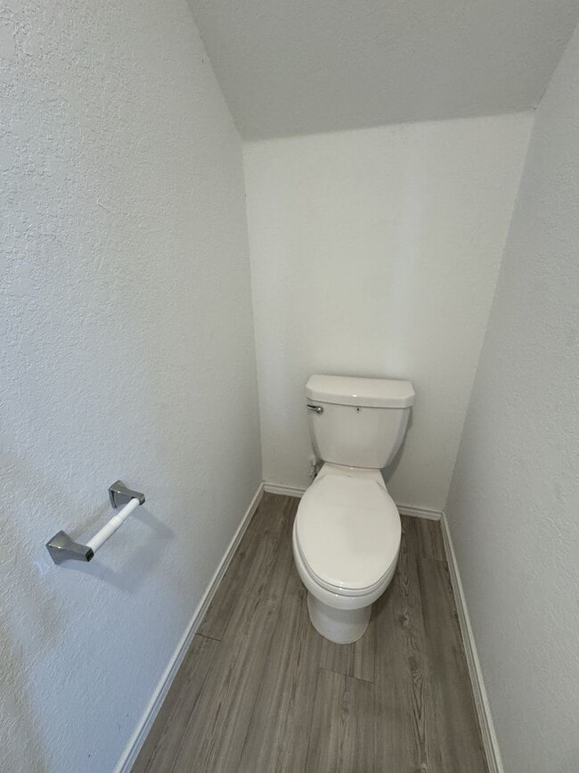 Building Photo - Like new 4/2.5 home (2023) in Morgan Heights with loft and big yard