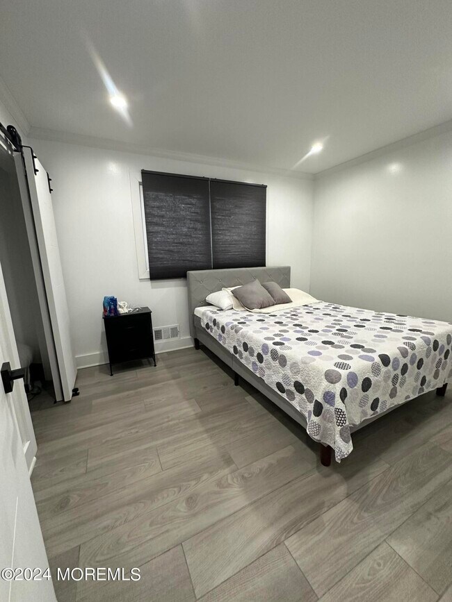 Building Photo - 46 Hilltop Rd