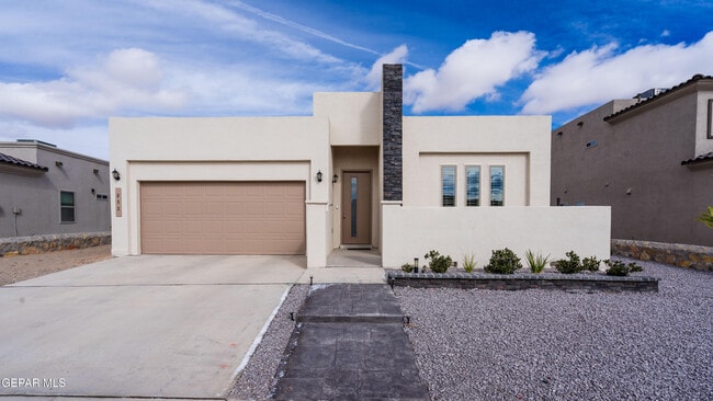 Primary Photo - 252 Emerald Sun Dr