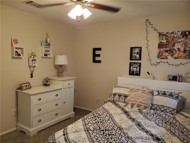 Building Photo - 1809 Dayflower Trce