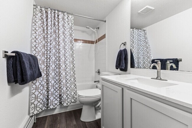 Building Photo - 3377 Sunburst Ct