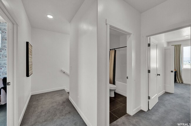 Building Photo - 461 S 900 W
