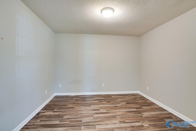 Building Photo - 4808 SE Canterwood Dr