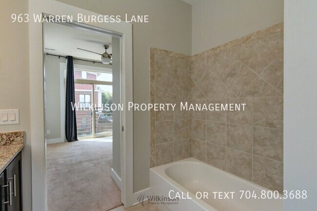 Building Photo - 963 Warren Burgess Ln