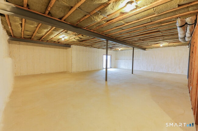 Building Photo - 35 Lookout Rdg