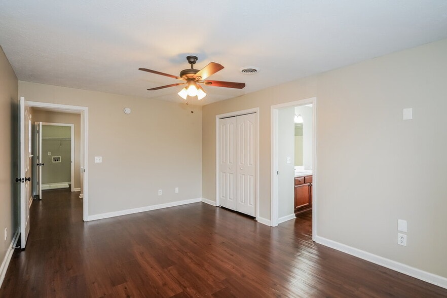 Building Photo - 274 Bill Stewart Blvd