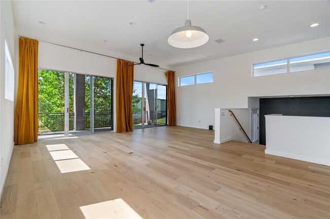 Building Photo - 5334 Sendero Hills Pkwy