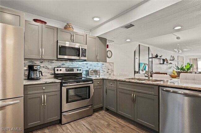 Building Photo - 4021 Ice Castle Way