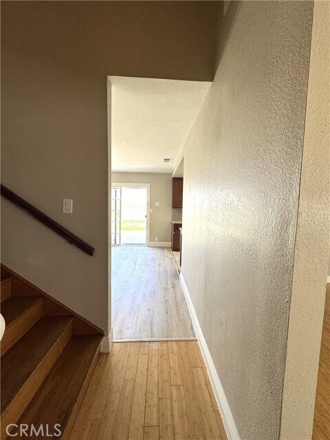 Building Photo - 4037 S Ellesford Ave