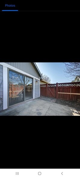 Building Photo - 2211 Breckenridge Dr