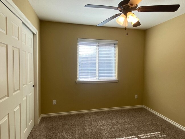 Building Photo - 4 BEDROOM, BELTON ISD