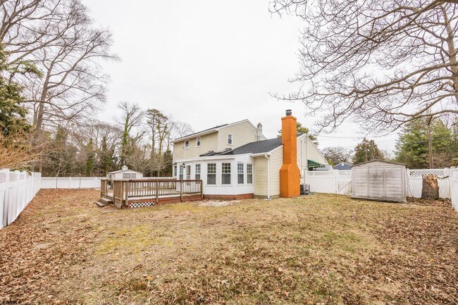 Building Photo - 320 Bergen Ave