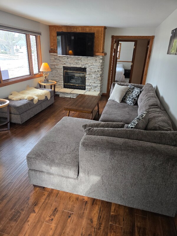 Building Photo - 1623 Jay Ln