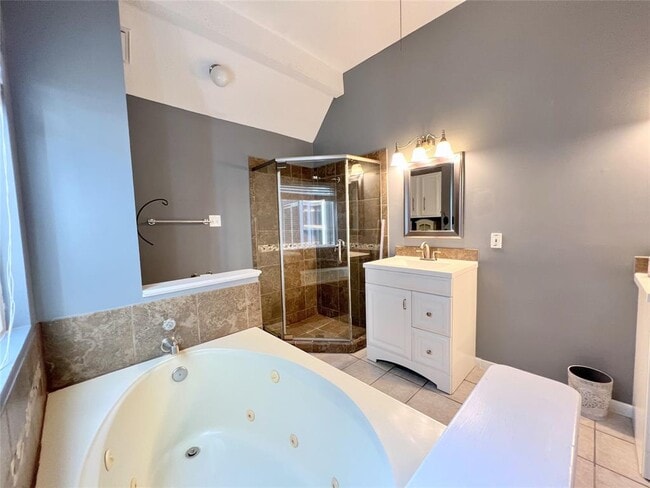 Building Photo - 4403 Waterfall Way