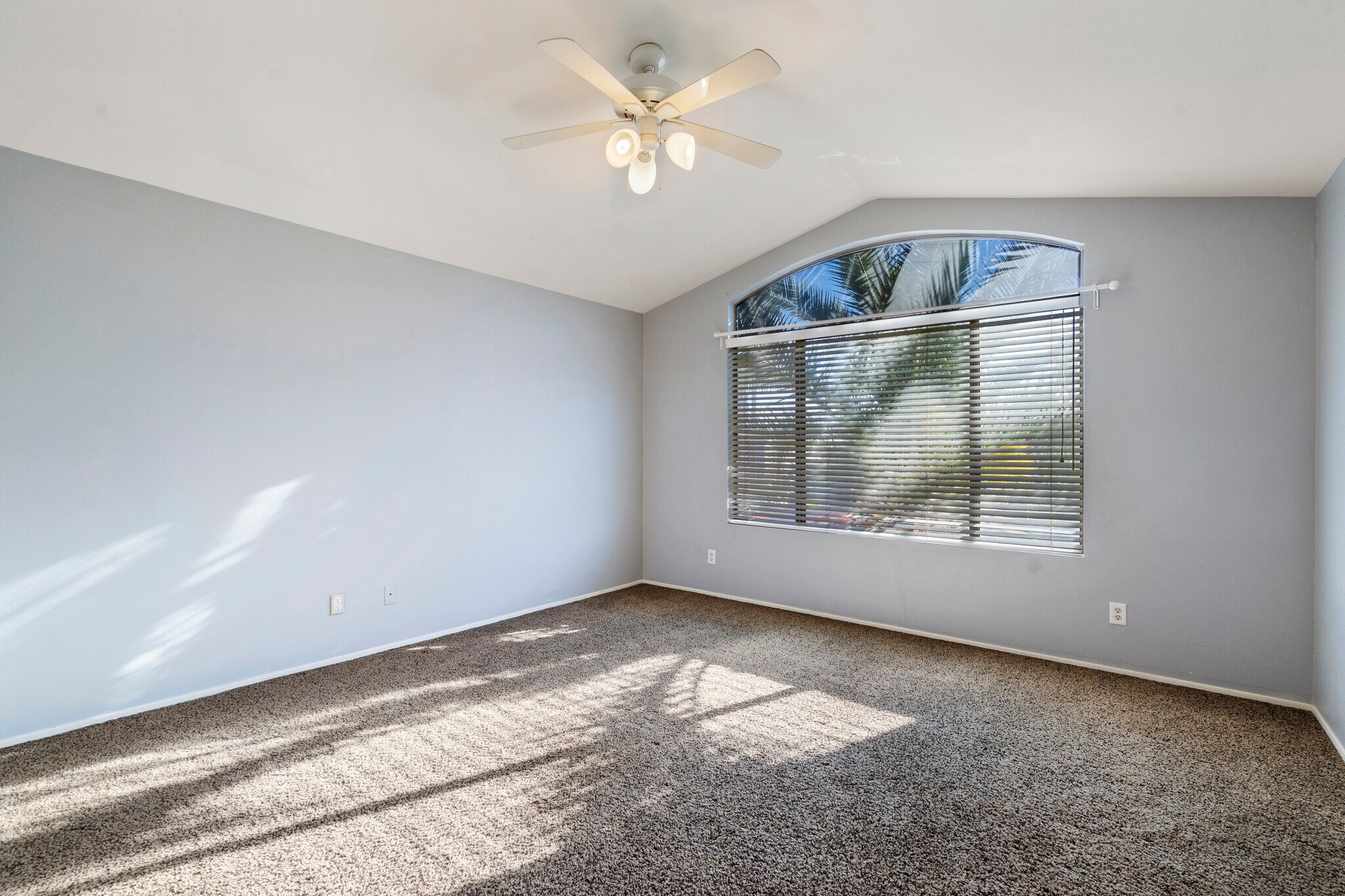 Building Photo - 4719 E Goldfinch Gate Ln