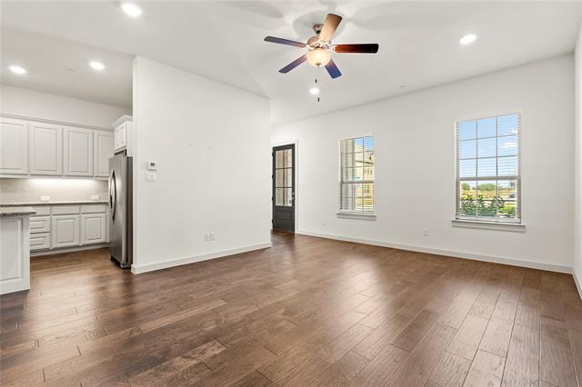 Building Photo - 2240 Lasso Ln