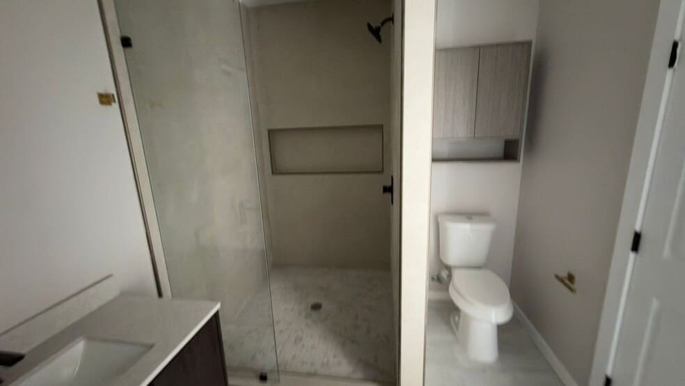 Building Photo - 3604 Paola St