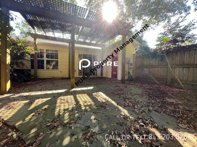 Building Photo - 1557 Blaze Ln