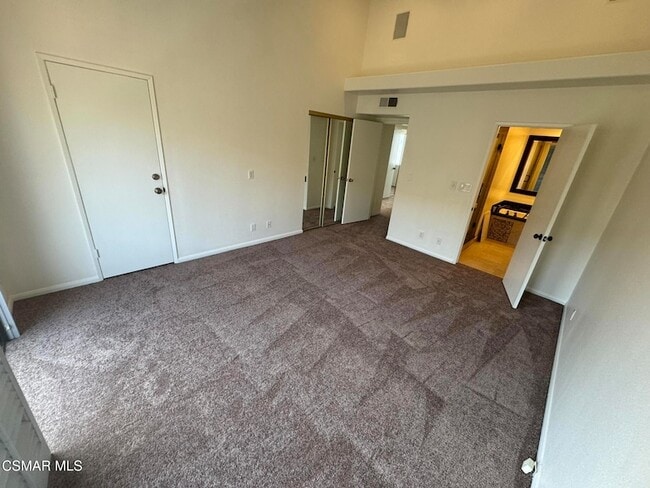Building Photo - 12115 Valleyheart Dr