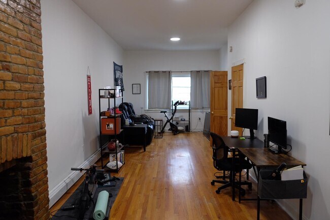 Building Photo - 331 Palisade Ave