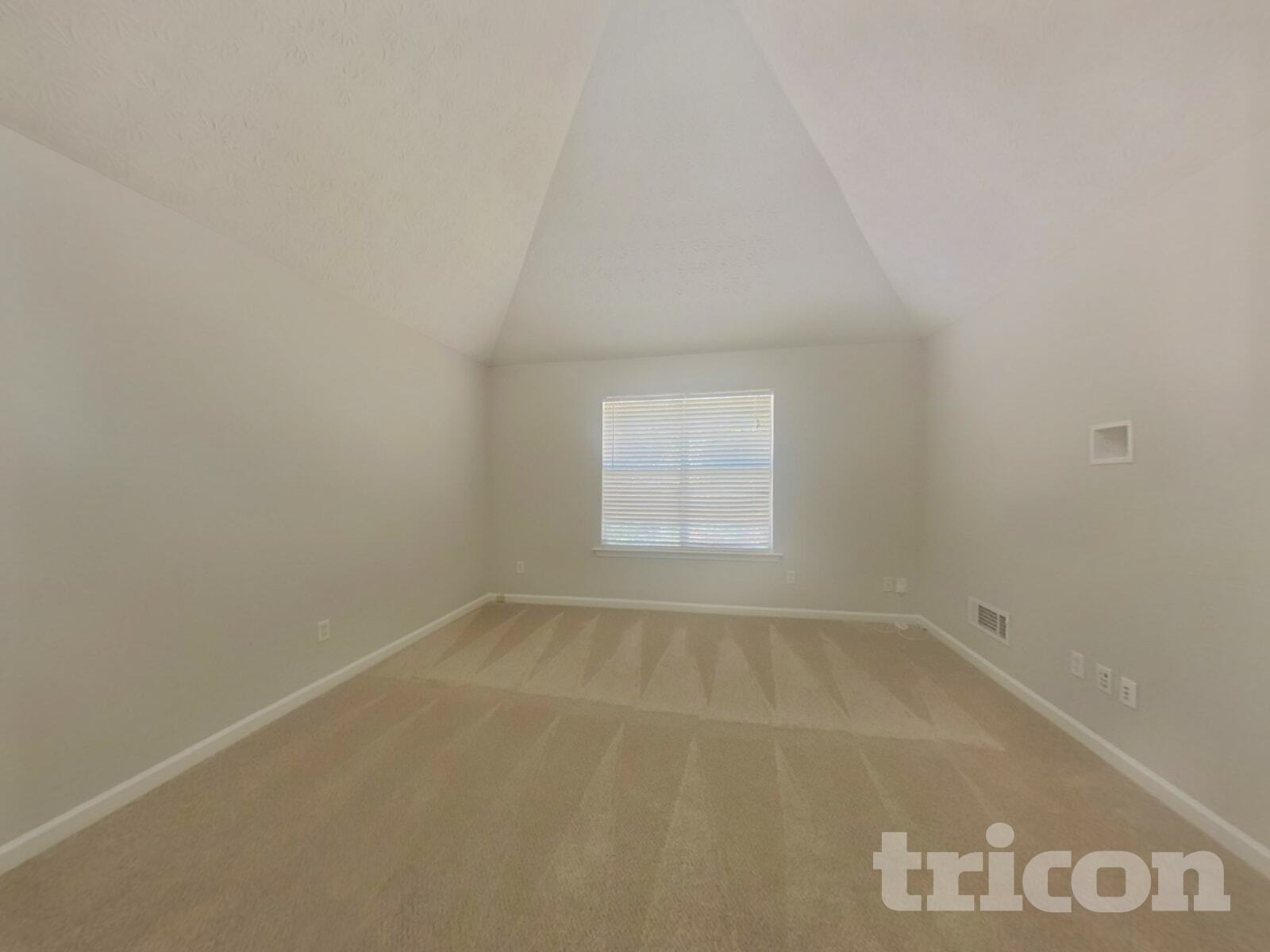 Building Photo - 12513 Lakeside Pkwy