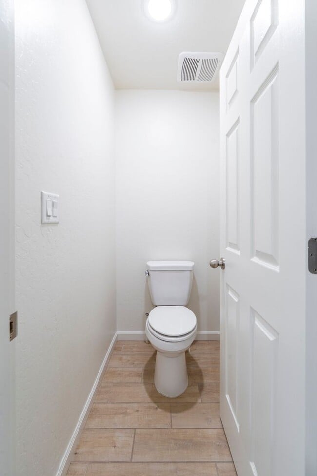 Building Photo - 6313 E Meritage Dr