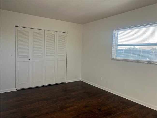 Building Photo - 8701 4th St N