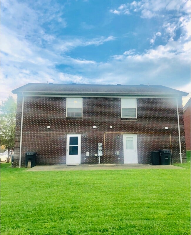 Building Photo - 1021 Merrick Dr