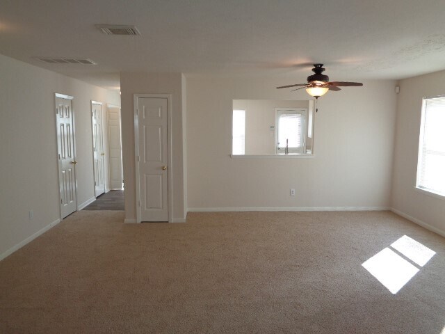 Building Photo - 6440 Mountain Pines Ln