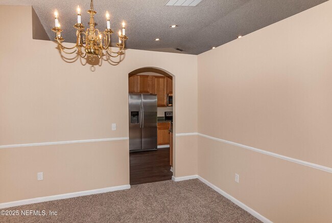 Building Photo - 1282 Summit Oaks Dr E